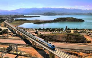 سوت نخستین قطار گردشگری گیلان به صدا درمی‌آید