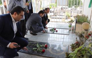تجدید میثاق با آرمان‌های شهدا و تكریم خانواده‌های معظم آنان؛