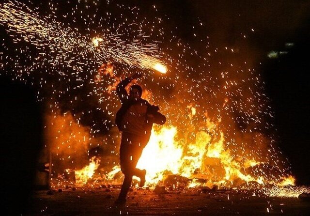 وقتی شادی به آتش کشیده می‌شود
